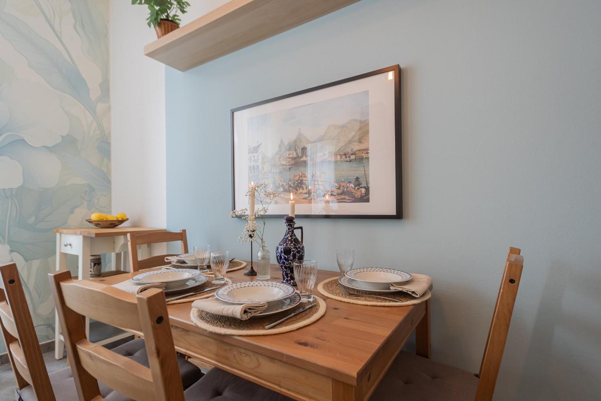 Old Court Hideaway By Rent All Como Ngoại thất bức ảnh